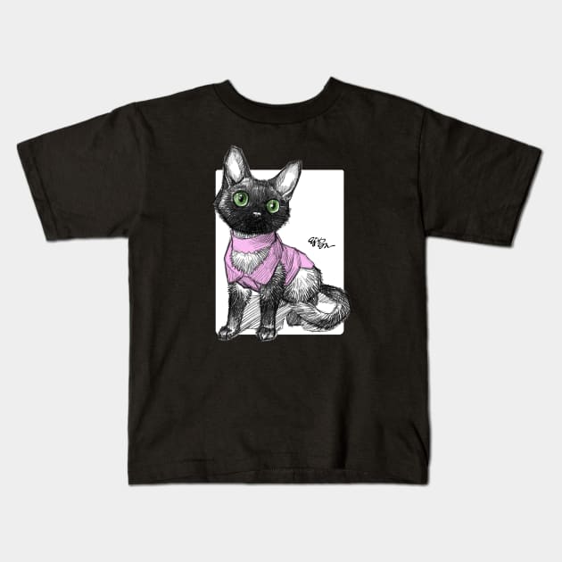 Green Eyes Kitty Kids T-Shirt by ejsu28